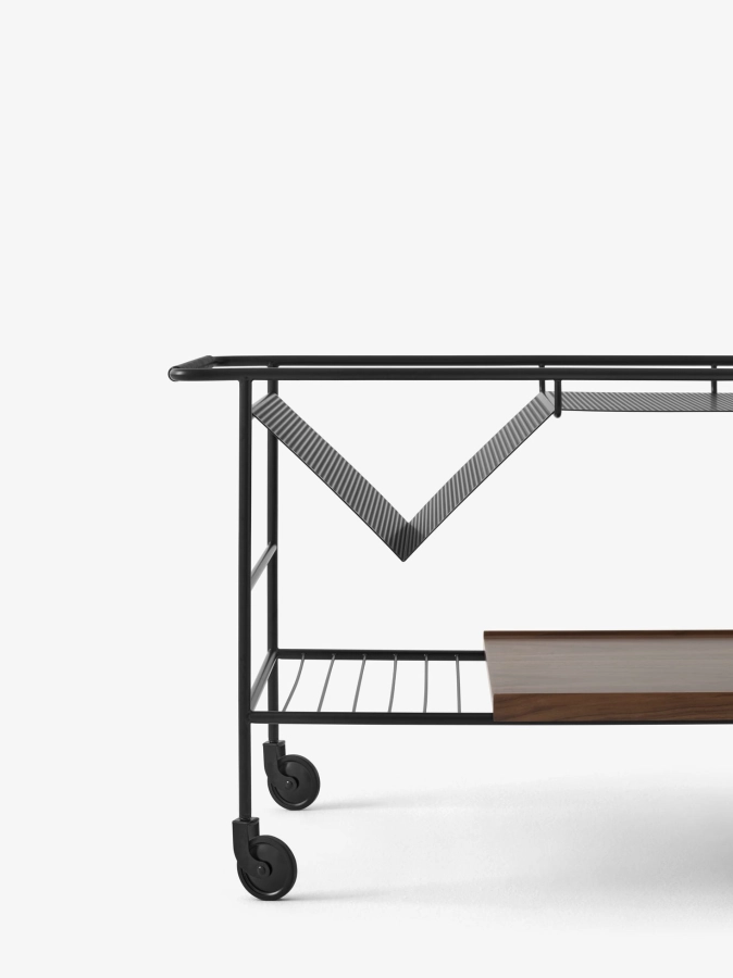 Alima NDS1 Matt Black w. Walnut Tray_Direct side.jpg