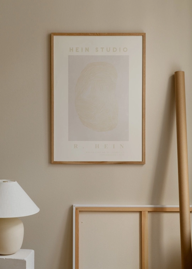 Rebecca_Hein_Round_Line_No_09_Lifestyle_Low_Res.jpg