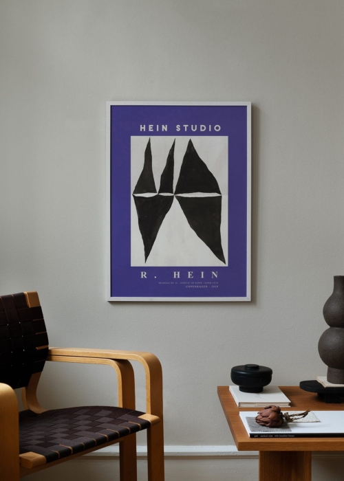 Rebecca_Hein_Triangle_No.03_Lifestyle_Low_Res.jpg