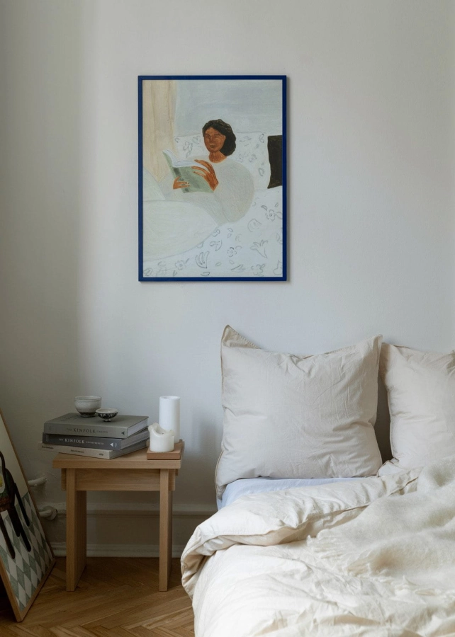Isabelle_Vandeplassche_Morning_Read_Lifestyle_Low_Res.jpg