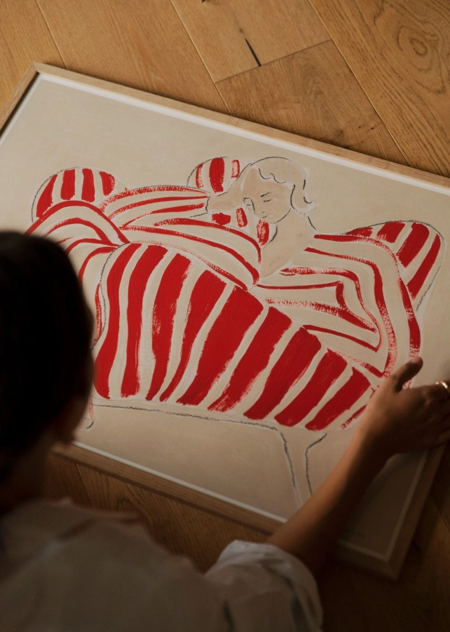 Sofia_Lind_Red_Chair_Close_Up2_Low_Res.jpg