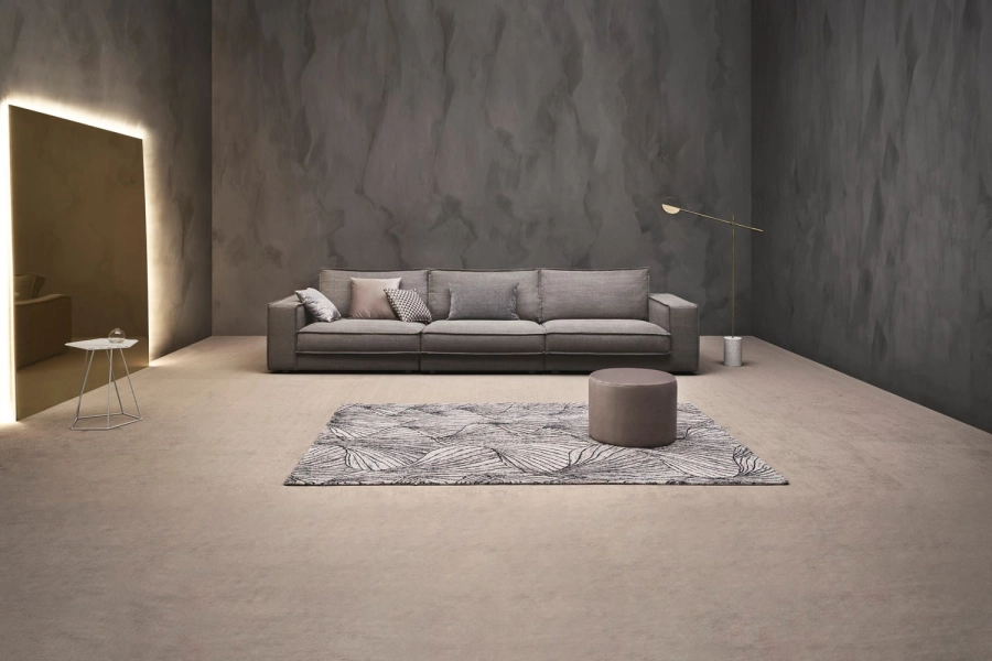 noora-zyl-shell-rug-penta-leaves.jpg
