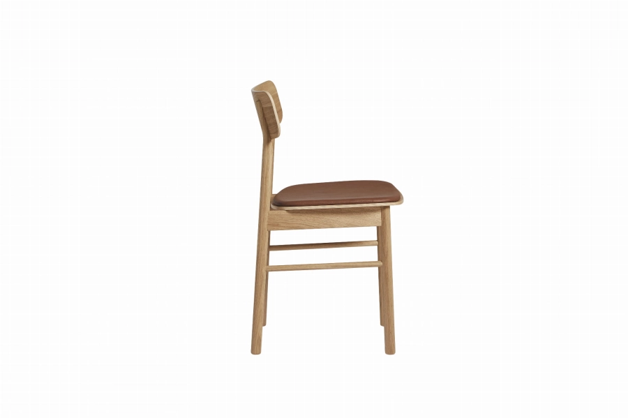 100024_Soma dining chair_Oiled oak w_ leather_3_Exposed.jpg