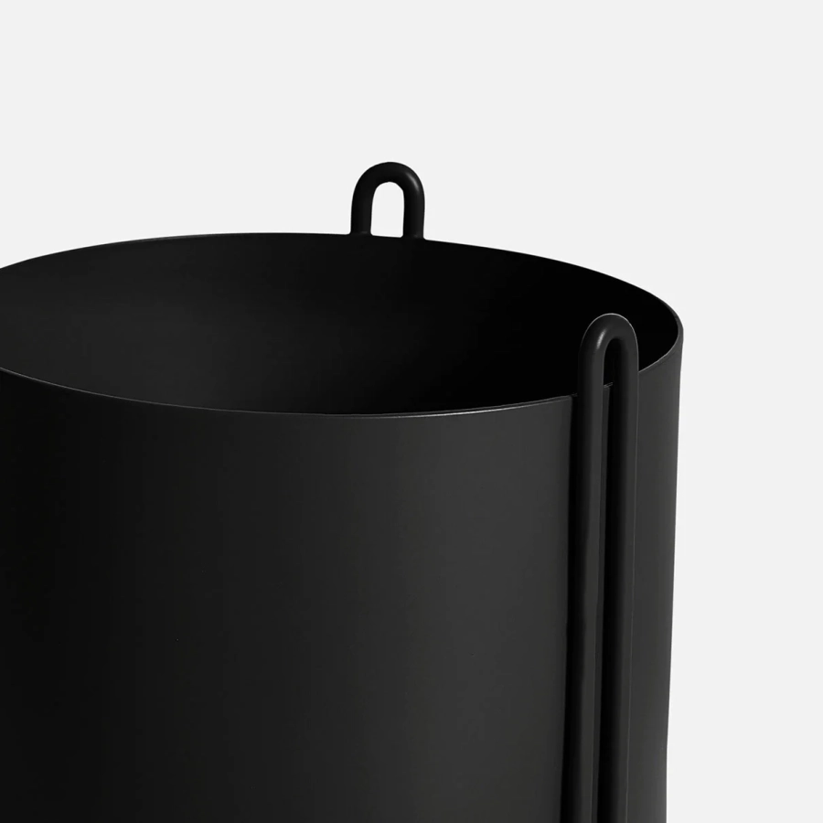 Pidestall_small_black_WOUD_1210x1210.webp