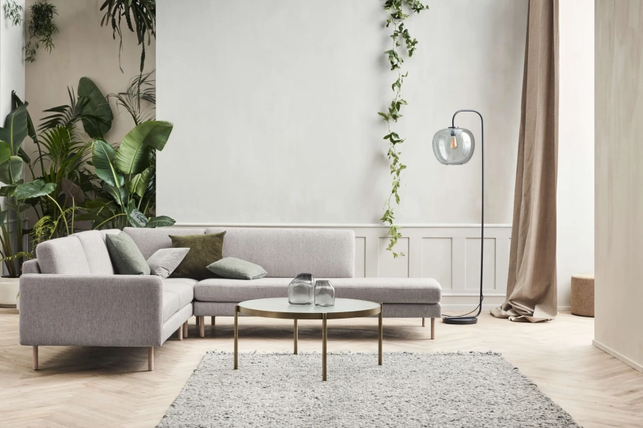 scandinavia-remix-classic-cushion-zyl-grape-tab-bronco-botanique-dalvik.webp