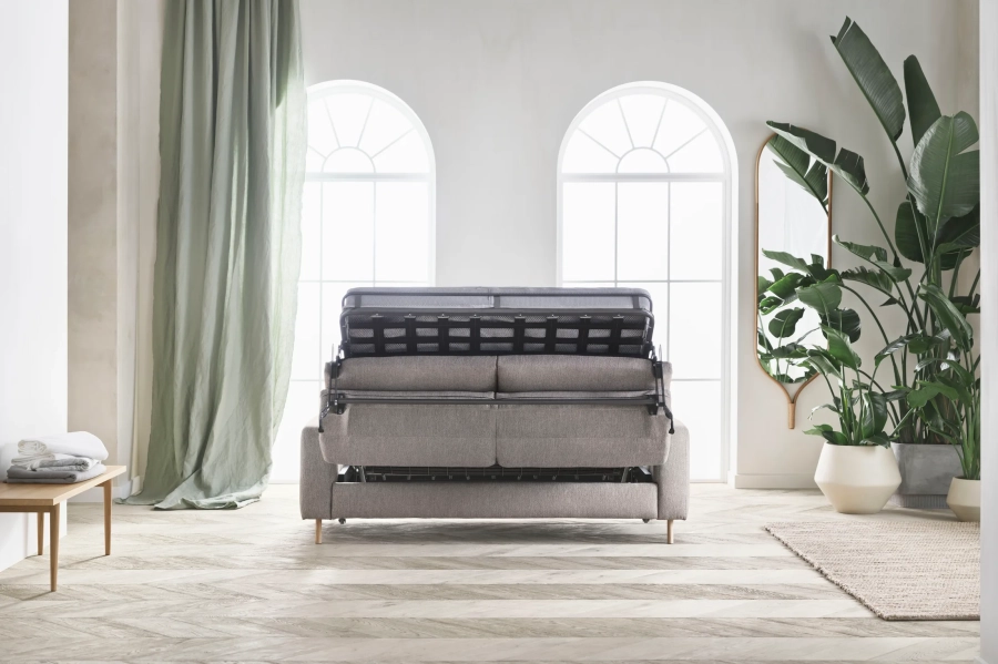 scandinavia-bedsofa-berlin-grove-highlands-racquet-soft-collection-vira-rug.webp