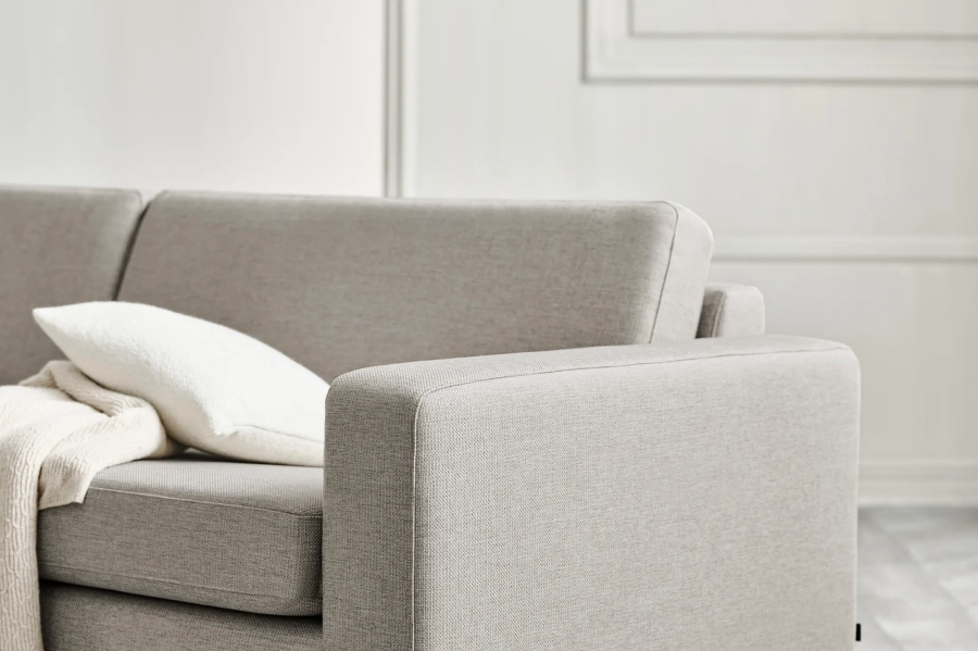 scandinavia-classic-cushion-plover.webp