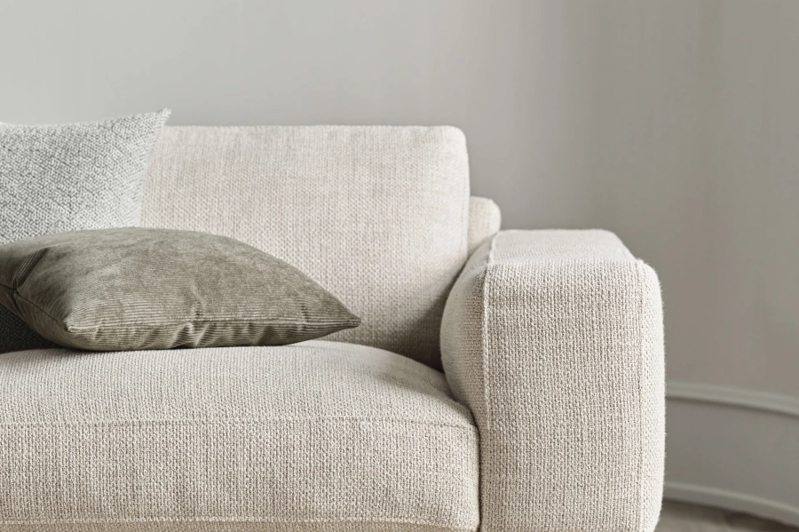 elton-classic-cushion.webp