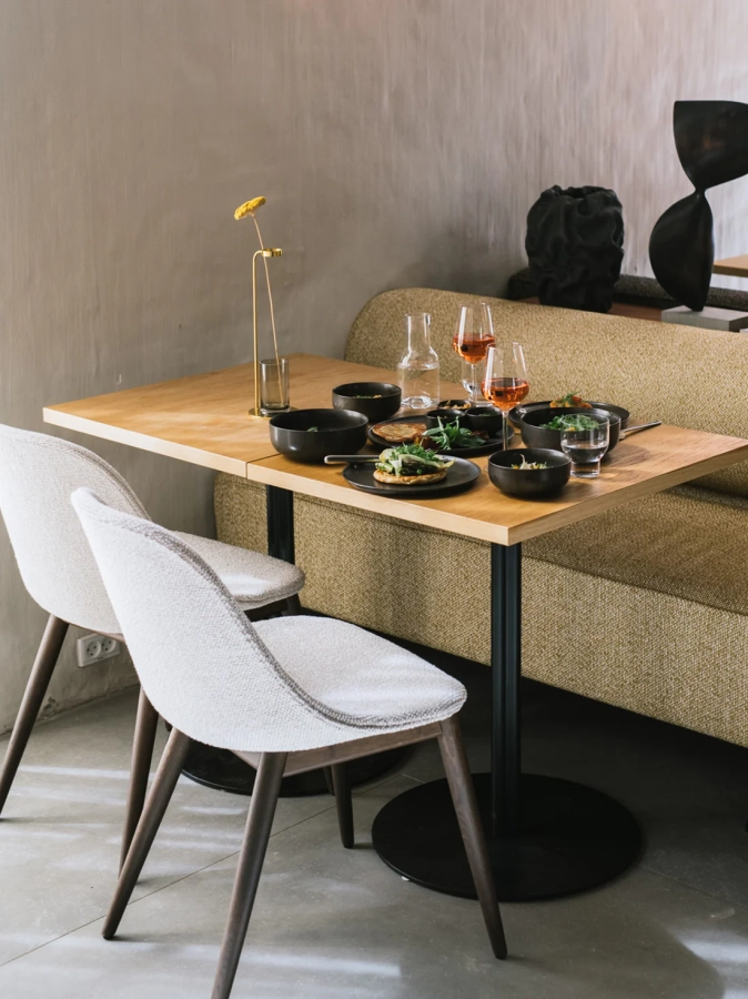MENU_HarbourDiningSidechair.webp