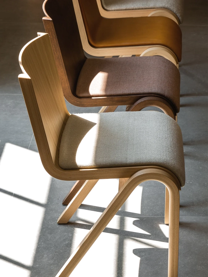 MENU_Ready_Dining_Chair_7.webp