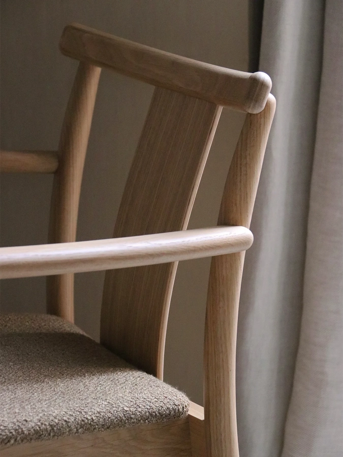 MENU_Merkur_Dining_Chair_75.webp