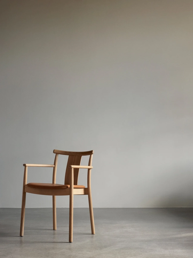 MENU_Merkur_Dining_Chair_3.webp