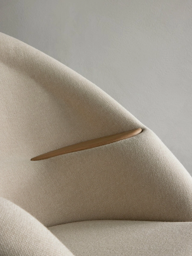 MENU_Oda_Lounge_Chair_7.jpg