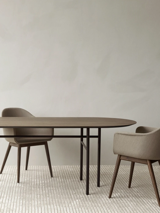 MENU_Snaregade_Dining_Table_Oval_Houkime_Rug_Harbour_Dining_Chair.webp