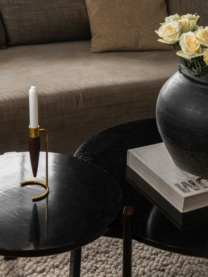 MENU_Offset_Sofa_Passage_Lounge_Table_Umanoff_Candle_Holder.webp