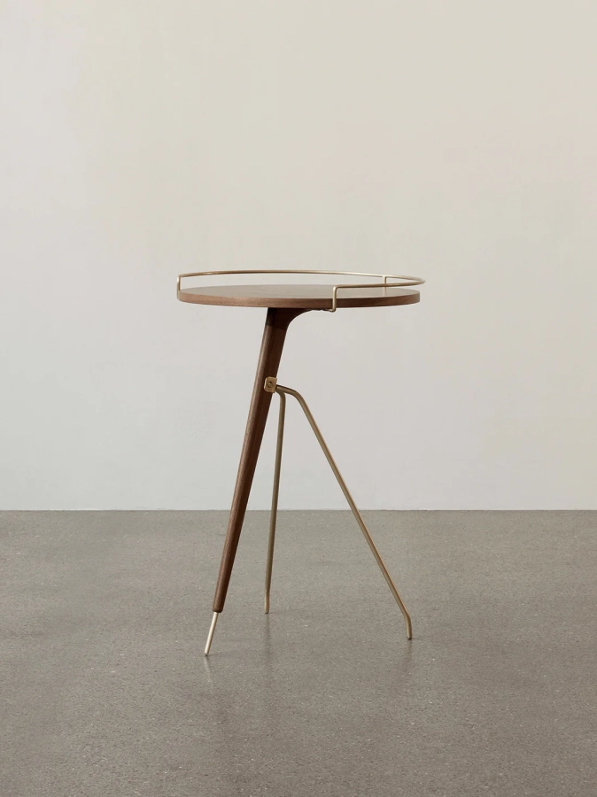 MENU_Umanoff_Side_Table_02.webp