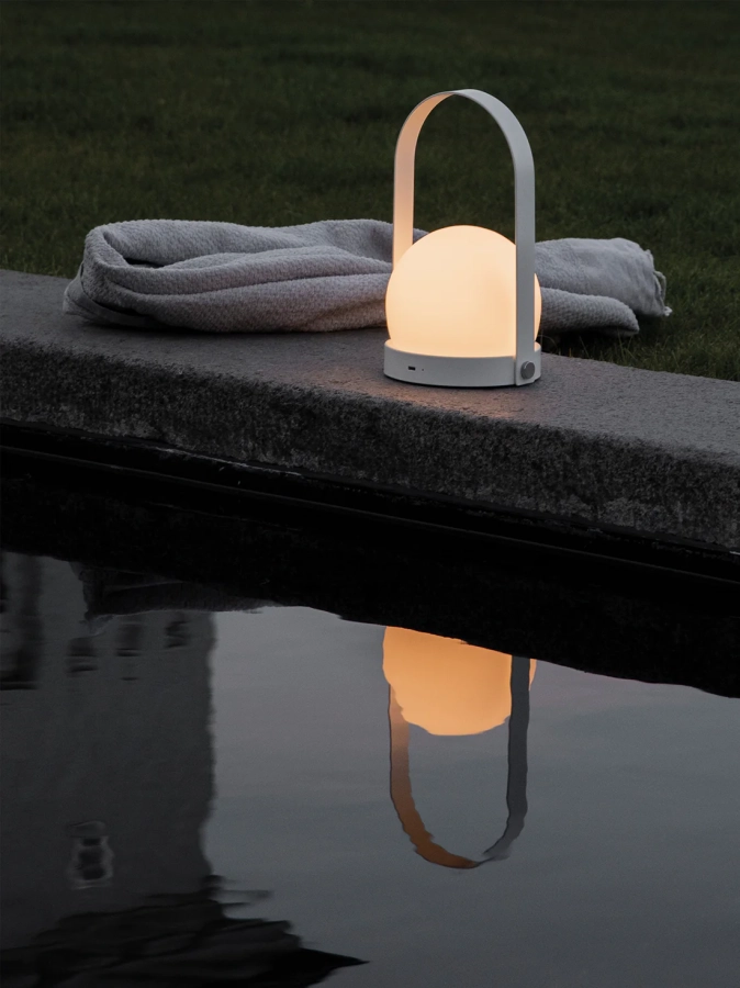 MENU_Outdoor_2020_Swim-4_a7858722-7caa-420a-bf70-bf6f77d45220.webp