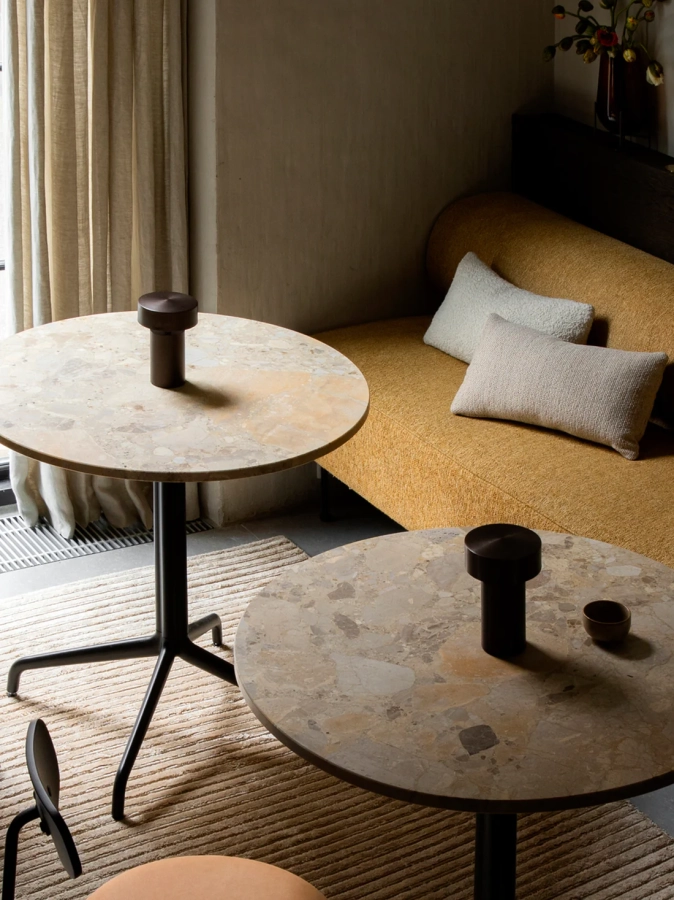 MENU_Eave_Dining_Afteroom_Column_Table_Lamp_Column_Table_bc1e0a8f-9c6c-46c8-bc39-220fb6b3ac0e.webp