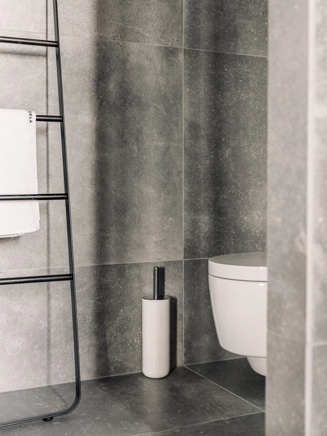 Toilet_brush.jpg