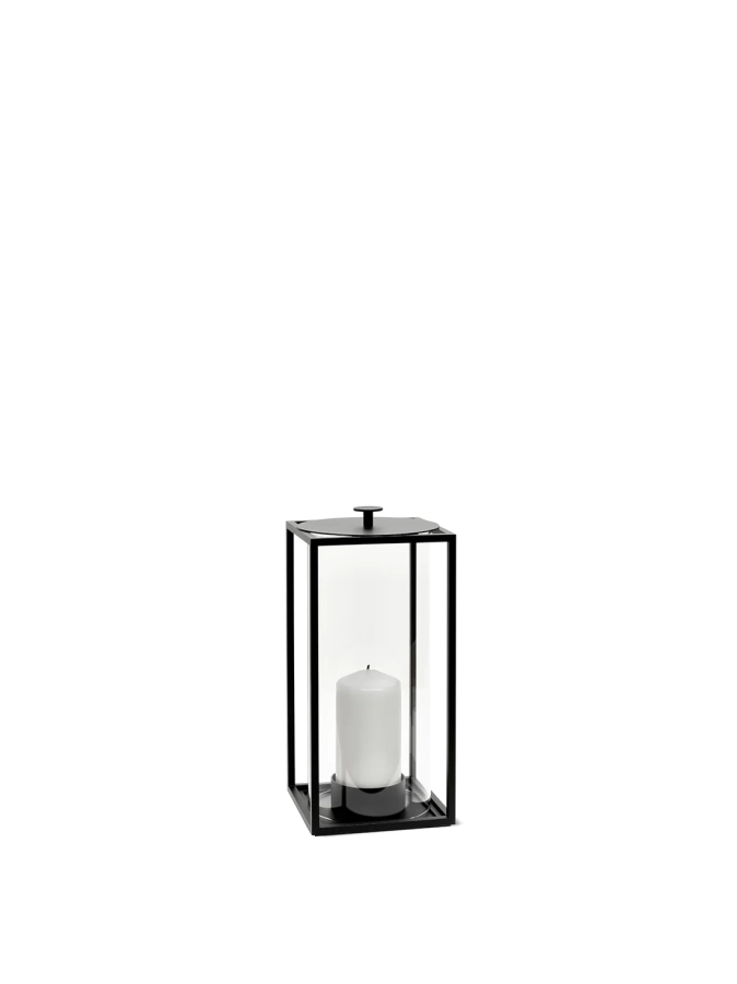 BL25002_Light_in_Medium_With_Candle_Angle_300.webp