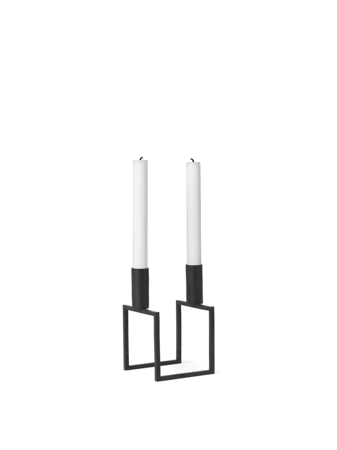 BL10002_KubusLine_Black_With_Candle_Angle_300.webp