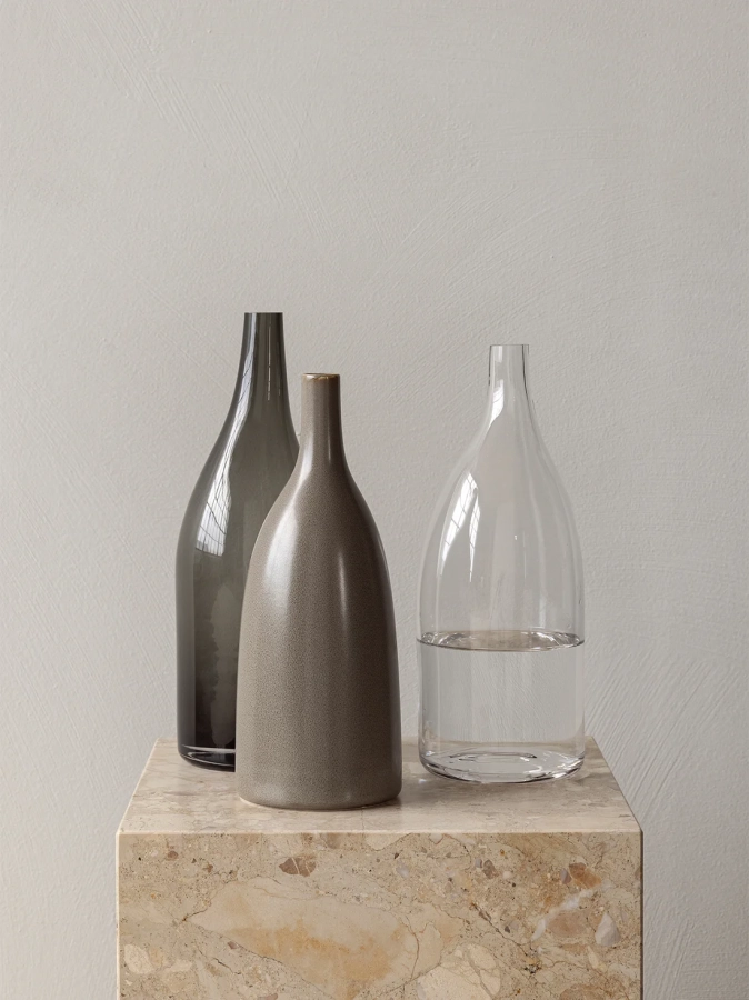 MENU_Strandgade_Stem_Vase_Carafe.webp