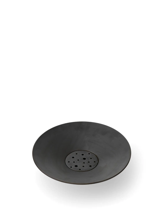 4827979_Hana_Vase_H7_Umber_above_WEB.webp