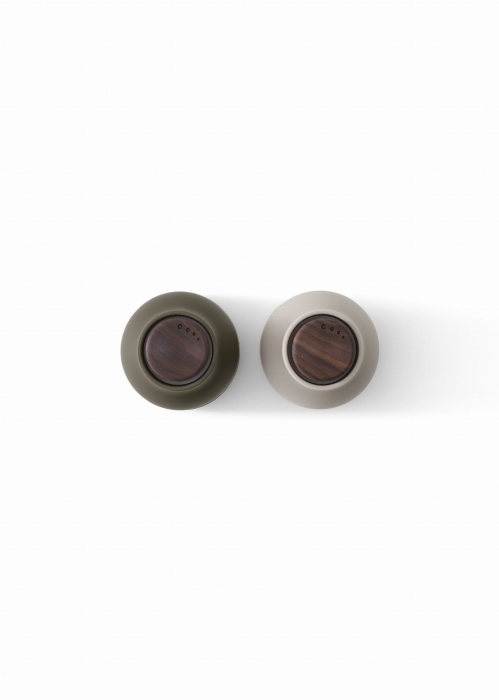 4413459_Bottle_Grinder_Walnut_Lid_Hunting_Green_Beige_Top.jpg