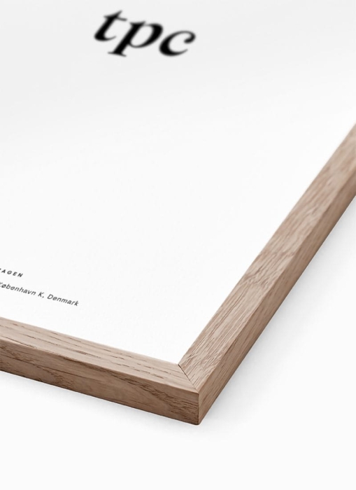 Frame_Close_Up_Oak.jpg