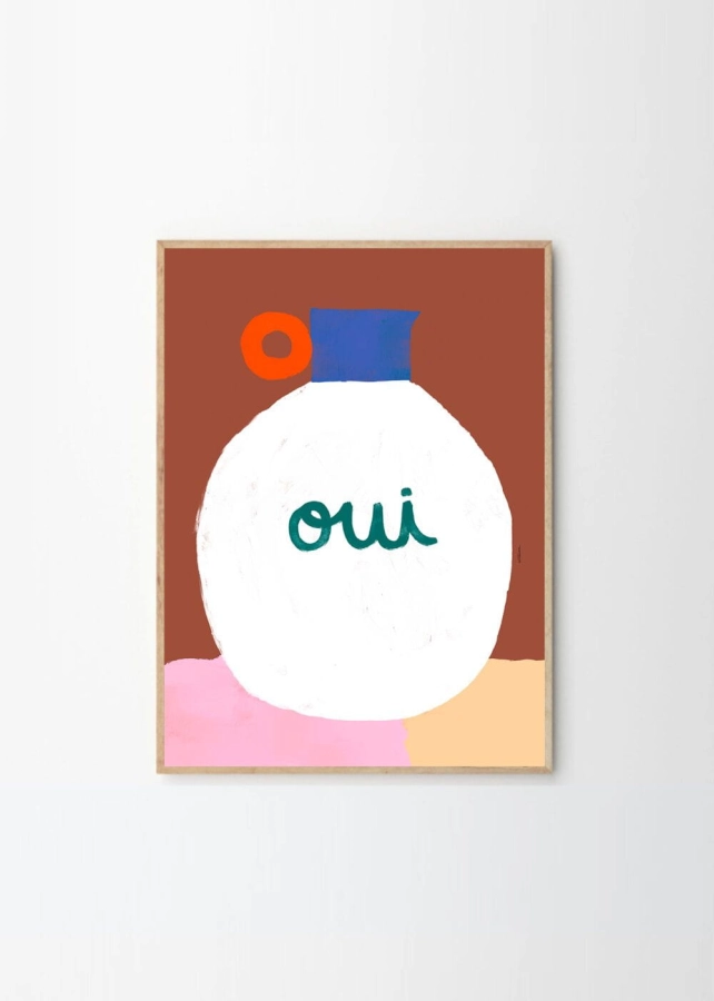 Matias_Larrain_Vase_Qui_Frame_Oak_Low_Res-1000x1400.jpg