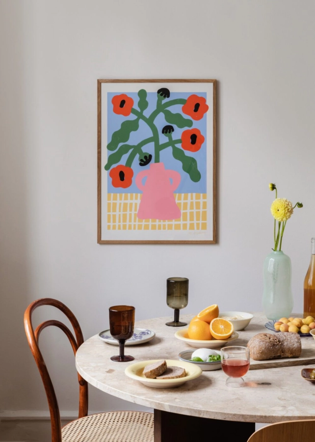Madelen_Mollard_Red_Poppies_In_Pink_Vase_Lifestyle2_Low_Res-1000x1400.jpg