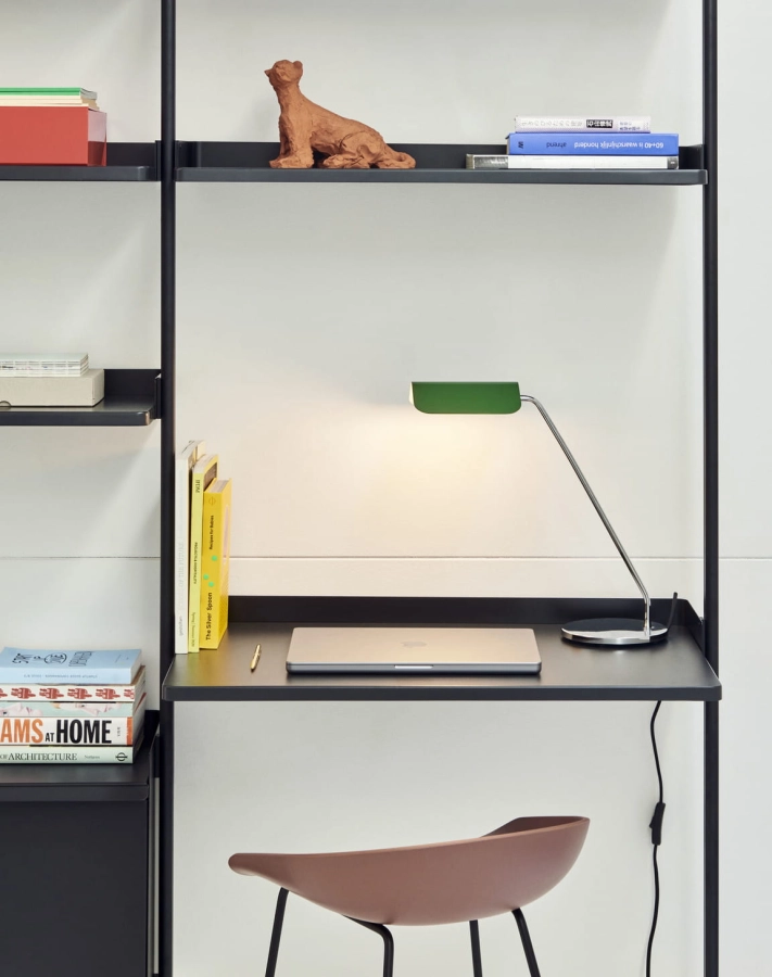 Pier System 12 PS black powder coated steel black anodised profiles_Apex Desk Lamp emerald green.jpg