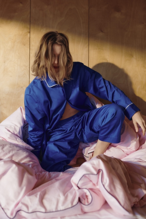 Outline Pyjama LS shirt_Outline Pyjama Trousers vivid blue_Outline Duvet Cover soft pink.jpg