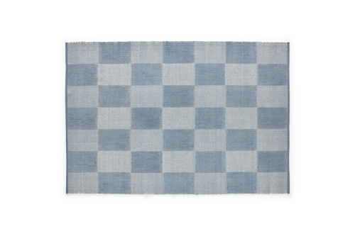 AA269-A665-AL52_Small Check Rug 140x200 light blue.jpg