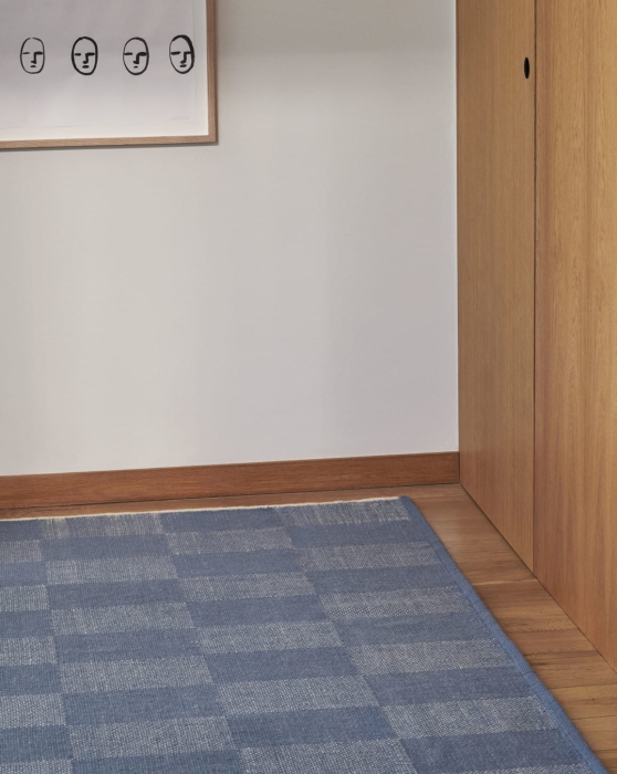 Check Rug light blue S check 01.jpg