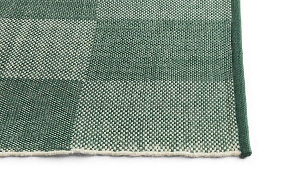 Small Check Rug 170x240 green_detail.jpg