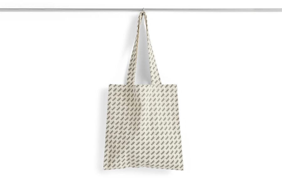 AD566-A586_HAY Logo Tote Bag black.jpg