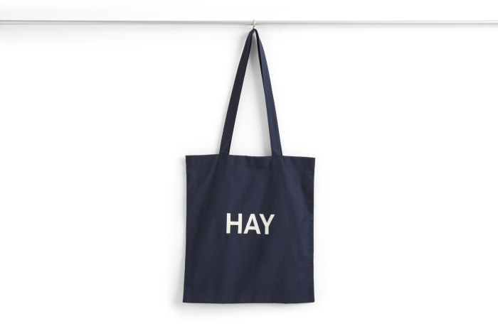 AD569-D023_HAY Tote Bag navy.jpg