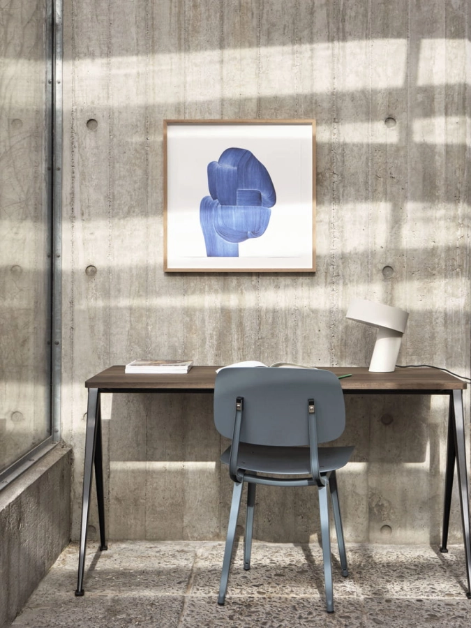Pyramid Table 01 smoked oak tabletop black frame_Revolt ocean seat and back ocean steel base_Slant white.jpg