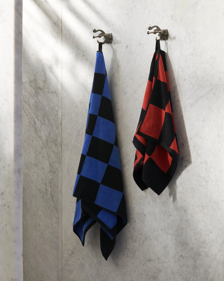 Check Bath Towel cobalt blue_Check Hand Towel poppy red.jpg