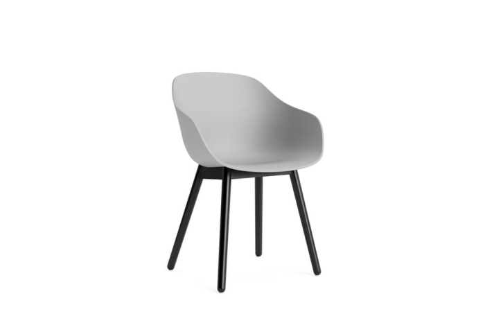 AC086-D165-AA51_AAC 212 concrete grey 2.0 shell_black wb lacquer oak base.jpg