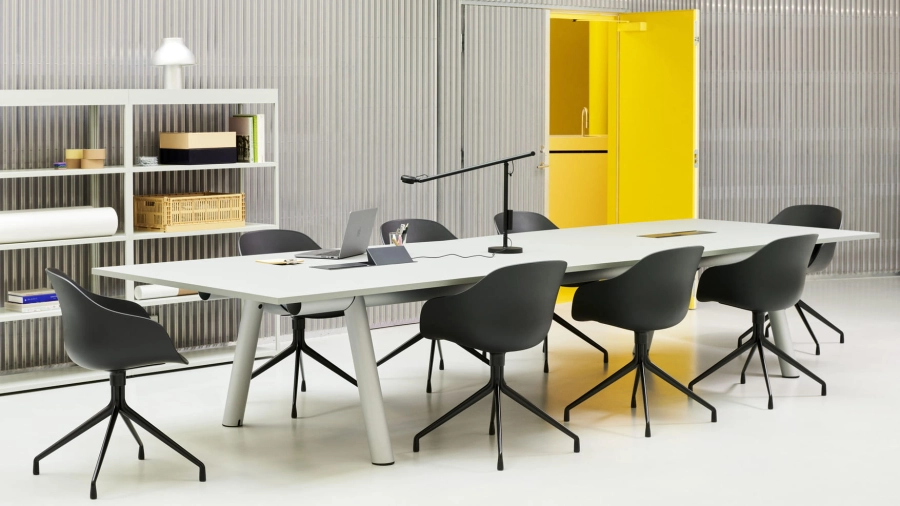 AAC 220 black 2.0 shell black 4 star swivel base_Boa Table grey linoleum metallic grey powder coated frame pa coni duo.jpg