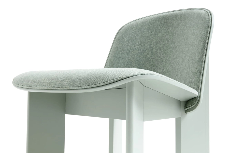 AD583-A098-AG89-01BF_Chisel Lounge Chair_front uph Metaphor 023_eucalyptus wb lacquered beech.jpg_detail_03.jpg