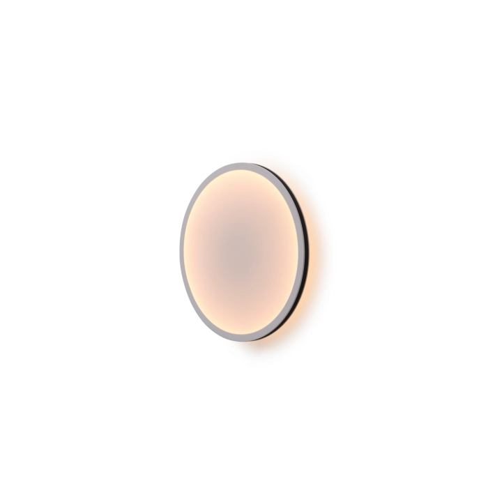 26253-en-calm-wall-lamp-50-black-angle-muuto-5000x5000-hi-res.webp