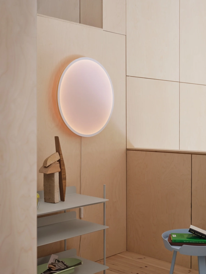 26080-en-calm-wall-lamp-68-orange-around-small-light-blue-compile-config-2-grey-muuto-org.webp
