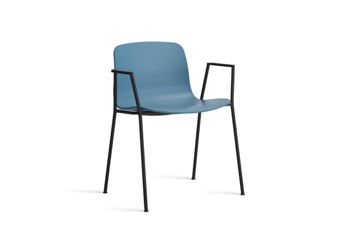 AA169-D135-AA51_AAC 18 azure blue 2.0 shell_black powder coated steel base.jpg