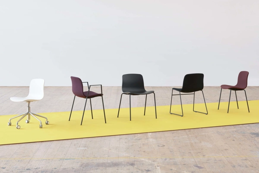 About A Chair_AAC08_AAC16_AAC17_AAC18_AAC50.jpg