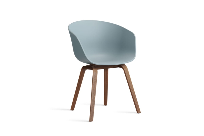 AB238-D162-AA51_AAC 22 dusty blue 2.0 shell_wb lacquered walnut base.jpg