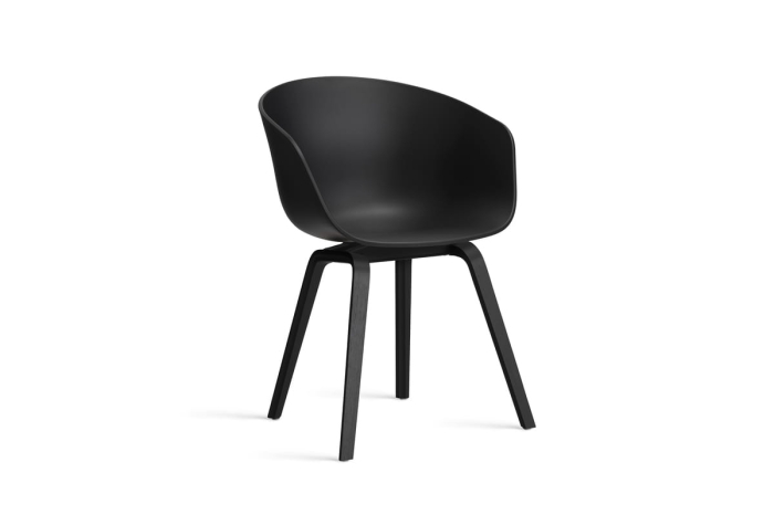 AA205-D168-AA51_AAC 22 black 2.0 shell_black wb lacquered oak base.jpg