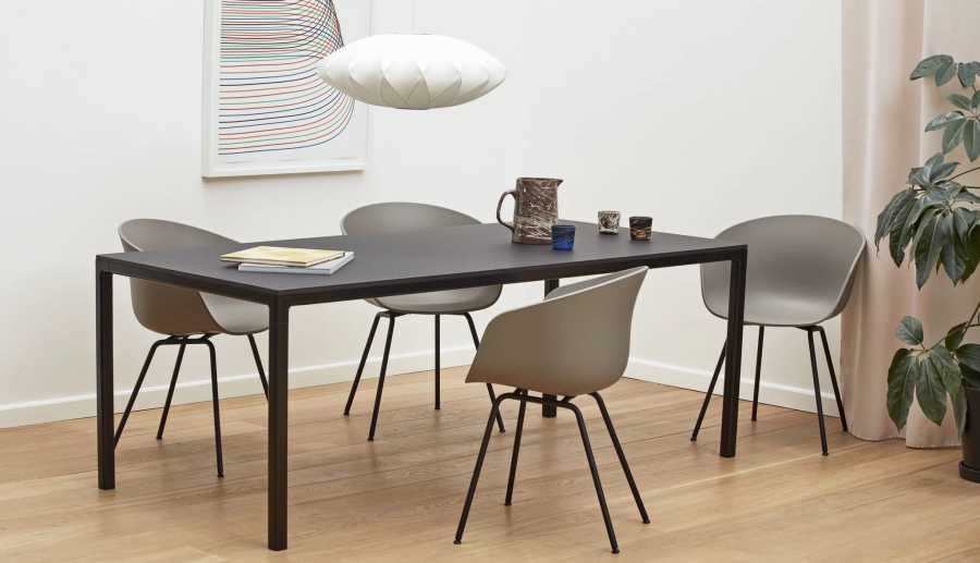 T12 black_Bubble Lamp Criss Cross_ AAC 26 khaki 2.0 shell black base.jpg
